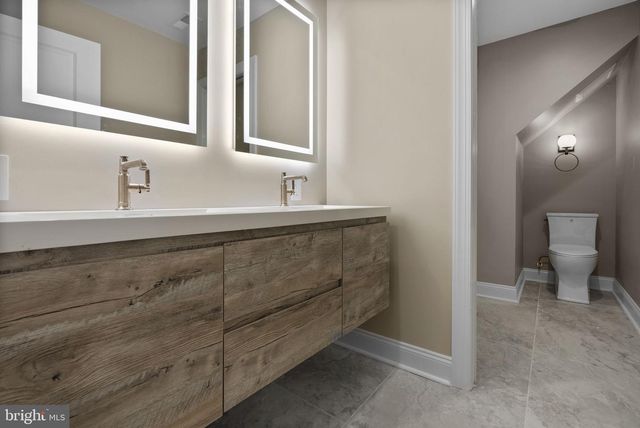 445 MOUNTAINWOODS DR, Lake Harmony, PA 18624