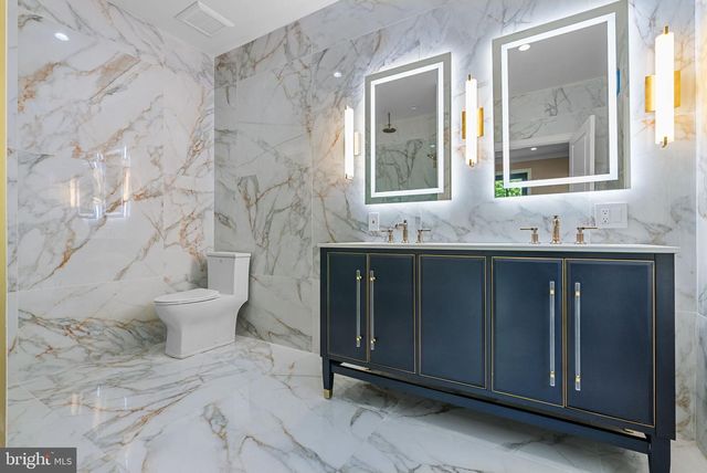 445 MOUNTAINWOODS DR, Lake Harmony, PA 18624