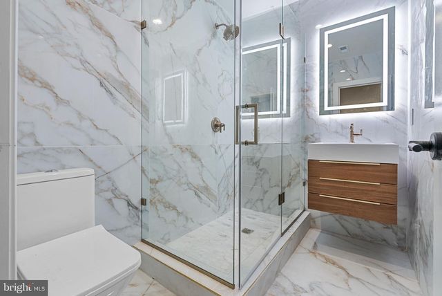 445 MOUNTAINWOODS DR, Lake Harmony, PA 18624