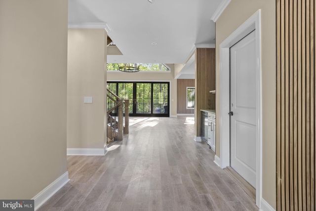 445 MOUNTAINWOODS DR, Lake Harmony, PA 18624