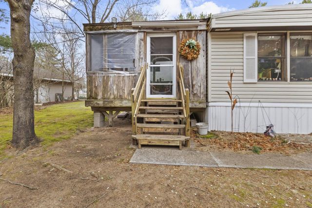 226 E LOHRVILLE AVENUE, Redgranite, WI 54970