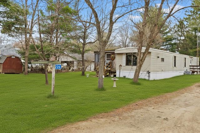 226 E LOHRVILLE AVENUE, Redgranite, WI 54970