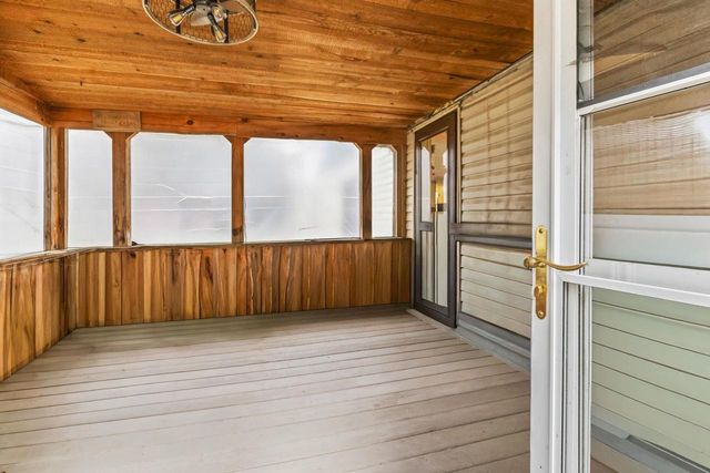 226 E LOHRVILLE AVENUE, Redgranite, WI 54970