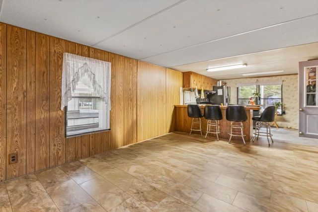226 E LOHRVILLE AVENUE, Redgranite, WI 54970