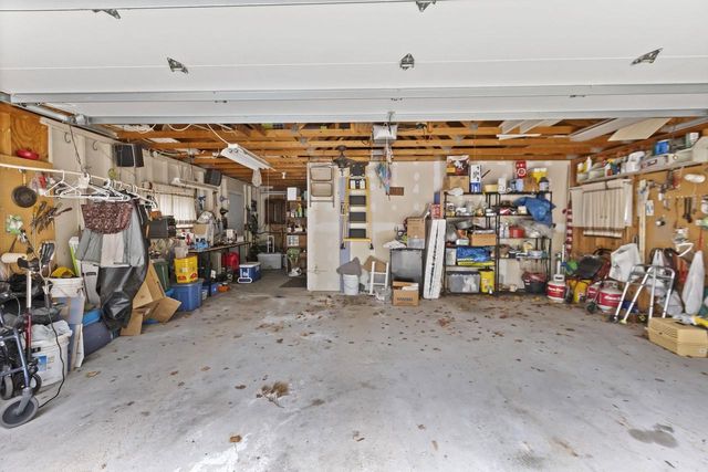 226 E LOHRVILLE AVENUE, Redgranite, WI 54970