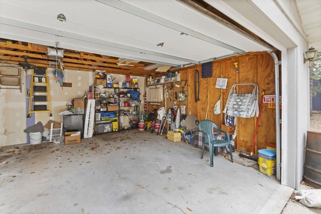 226 E LOHRVILLE AVENUE, Redgranite, WI 54970