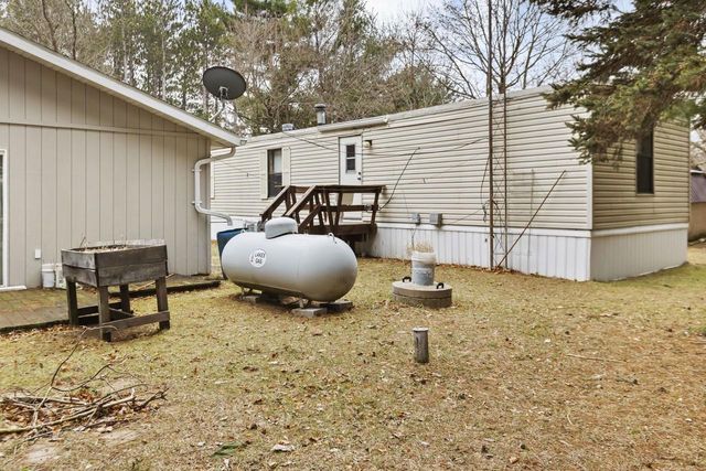 226 E LOHRVILLE AVENUE, Redgranite, WI 54970