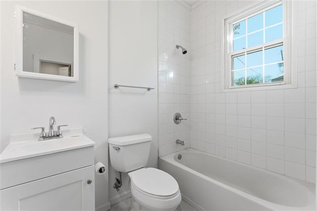 824 Ford Street, Lake Charles, LA 70601