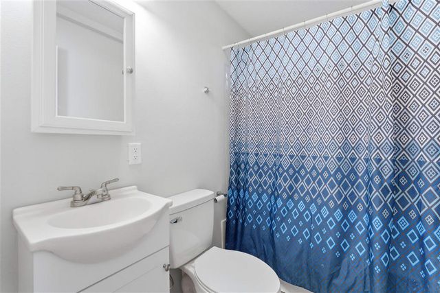 824 Ford Street, Lake Charles, LA 70601