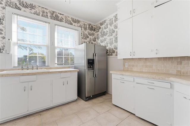 824 Ford Street, Lake Charles, LA 70601