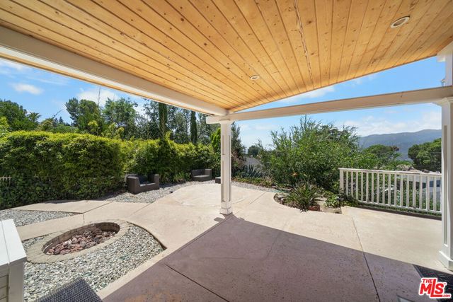 3114 Henrietta Avenue, La Crescenta, CA 91214