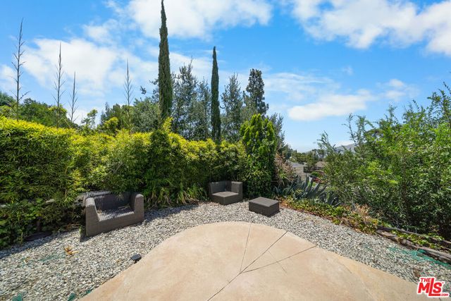 3114 Henrietta Avenue, La Crescenta, CA 91214