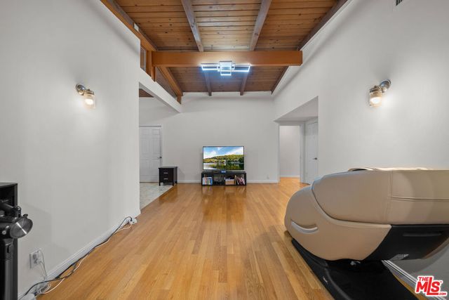 3114 Henrietta Avenue, La Crescenta, CA 91214