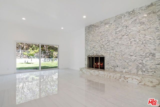 18073 Sandy Cape Drive, Pacific Palisades (los Angeles), CA 90272