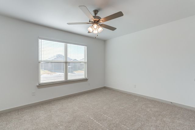 614 E 13th Street, Wolfforth, TX 79382