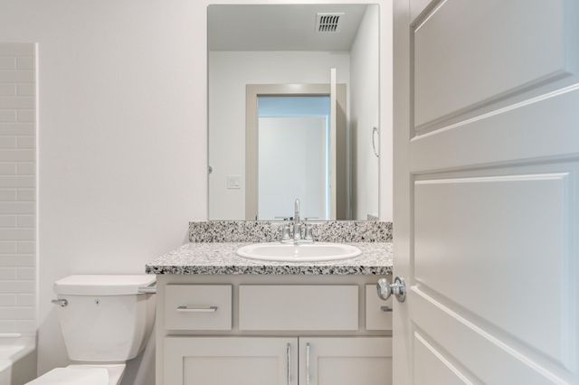 614 E 13th Street, Wolfforth, TX 79382