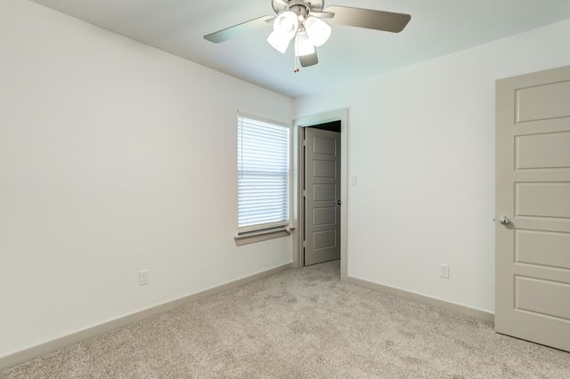 614 E 13th Street, Wolfforth, TX 79382