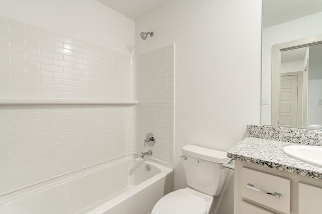 614 E 13th Street, Wolfforth, TX 79382