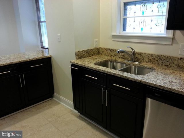 303 S HIGHLAND ST, Arlington, VA 22204