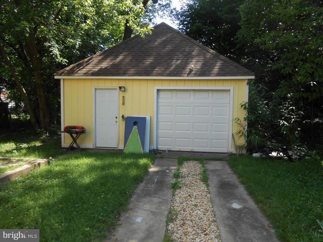 303 S HIGHLAND ST, Arlington, VA 22204