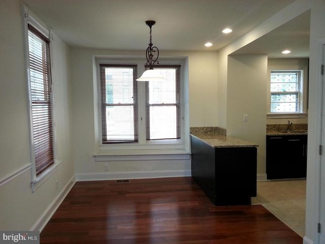303 S HIGHLAND ST, Arlington, VA 22204