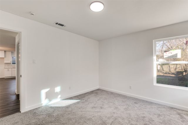 3125 Mt Vernon Avenue, Fort Worth, TX 76103