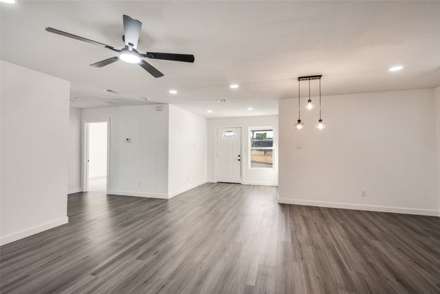 3125 Mt Vernon Avenue, Fort Worth, TX 76103