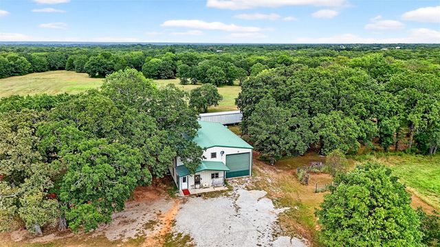 1200 County Road 1215, Savoy, TX 75479