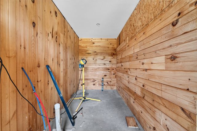 1200 County Road 1215, Savoy, TX 75479