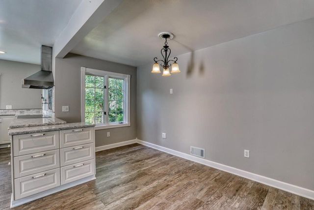 2737 S Waukesha ROAD, West Allis, WI 53227