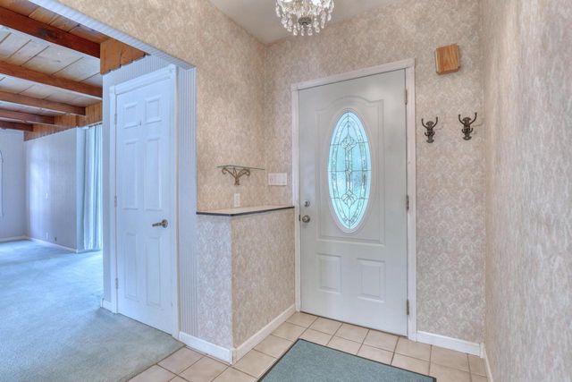 2737 S Waukesha ROAD, West Allis, WI 53227