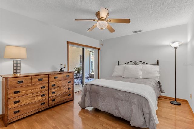 1011 W PEBBLE BEACH CIRCLE, Winter Springs, FL 32708