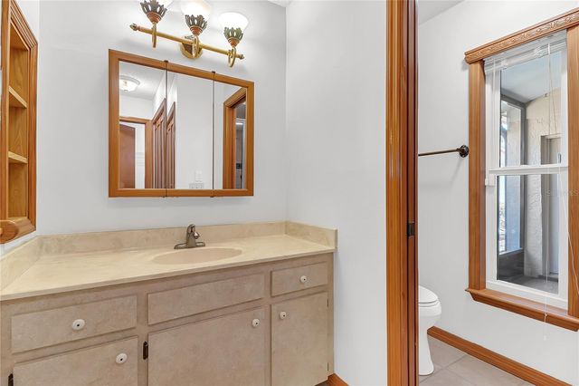 1011 W PEBBLE BEACH CIRCLE, Winter Springs, FL 32708