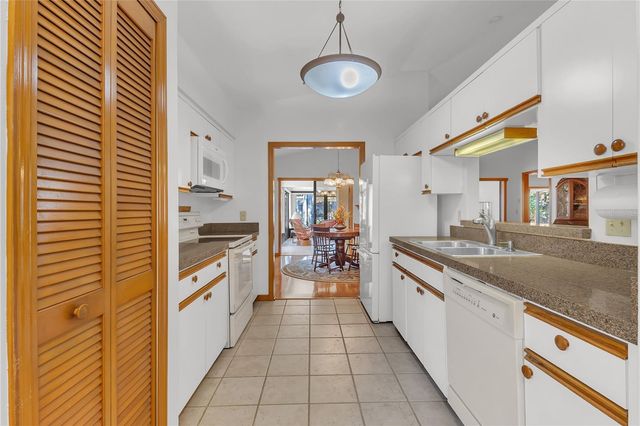 1011 W PEBBLE BEACH CIRCLE, Winter Springs, FL 32708