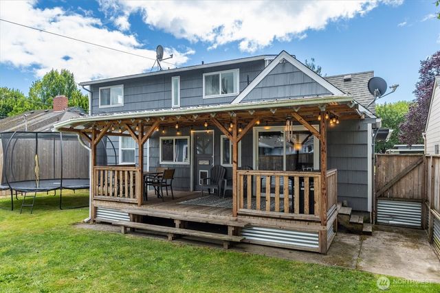 621 27th Avenue, Longview, WA 98632