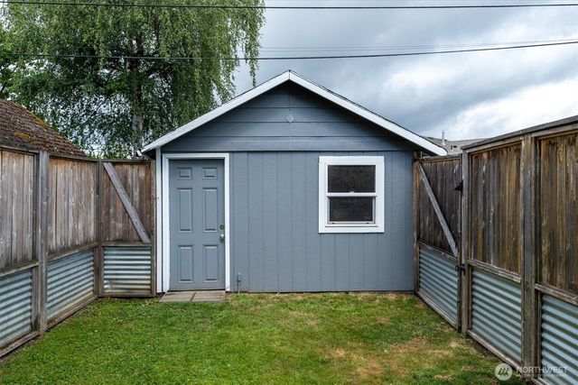 621 27th Avenue, Longview, WA 98632