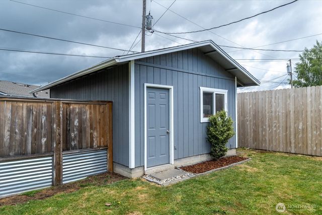 621 27th Avenue, Longview, WA 98632