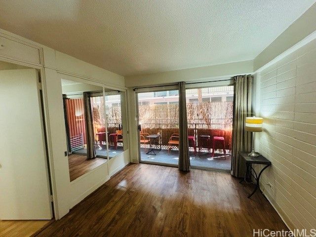 417 Nohonani Street 311, Honolulu, HI 96815