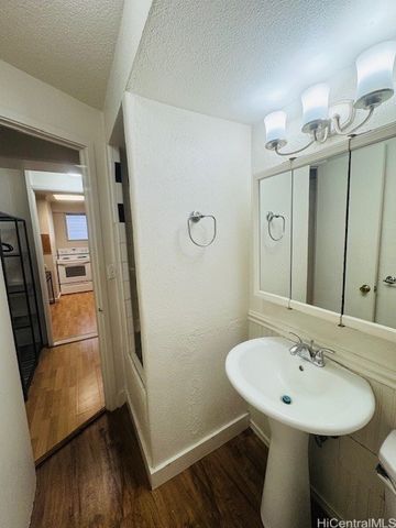 417 Nohonani Street 311, Honolulu, HI 96815