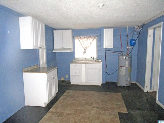 2718 20TH AVENUE N, Birmingham, AL 35234