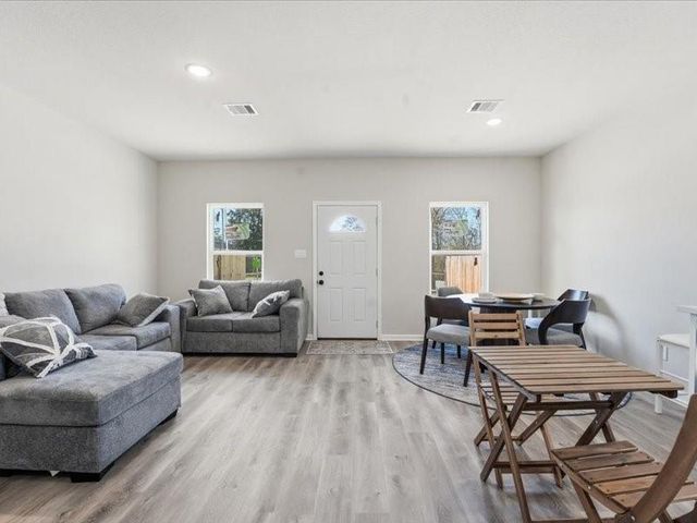 8708 Wileyvale Road, Houston, TX 77016