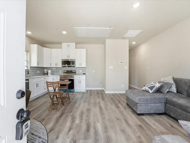 8708 Wileyvale Road, Houston, TX 77016