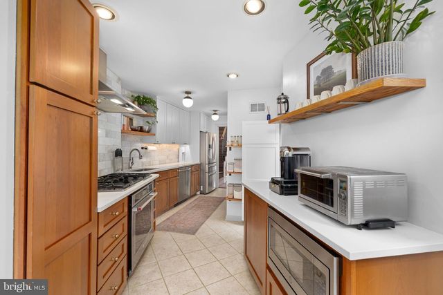 331 11TH ST SE, Washington, DC 20003