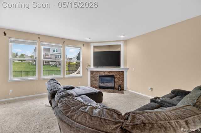 809 Canyon Creek Drive, Holly, MI 48442