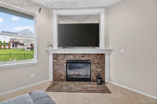 809 Canyon Creek Drive, Holly, MI 48442