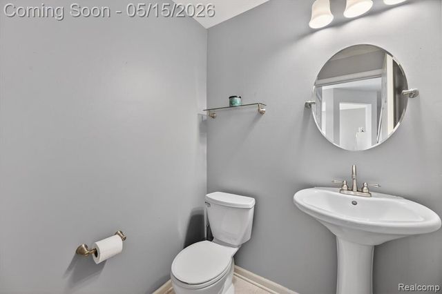 809 Canyon Creek Drive, Holly, MI 48442