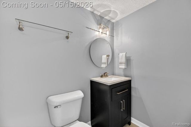 809 Canyon Creek Drive, Holly, MI 48442