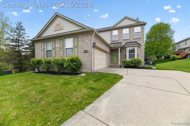 809 Canyon Creek Drive, Holly, MI 48442