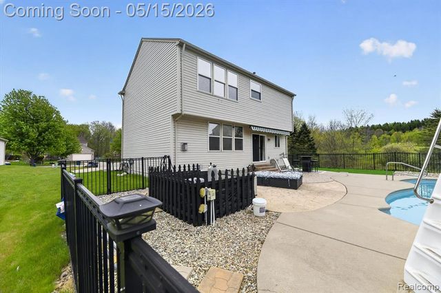 809 Canyon Creek Drive, Holly, MI 48442