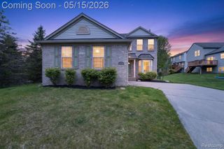 809 Canyon Creek Drive, Holly, MI 48442